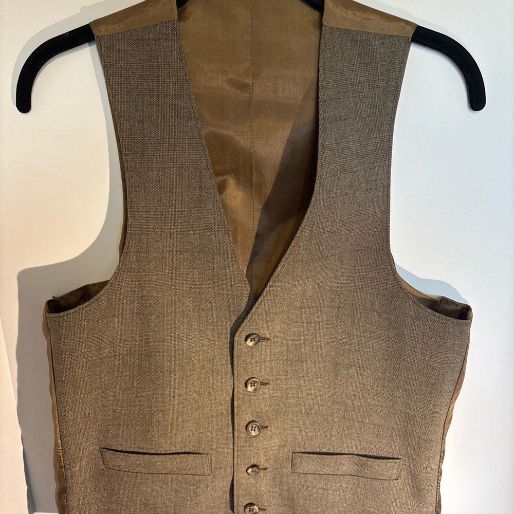 Men's Classic Brown Tailored Vest - Sleek Waistcoat